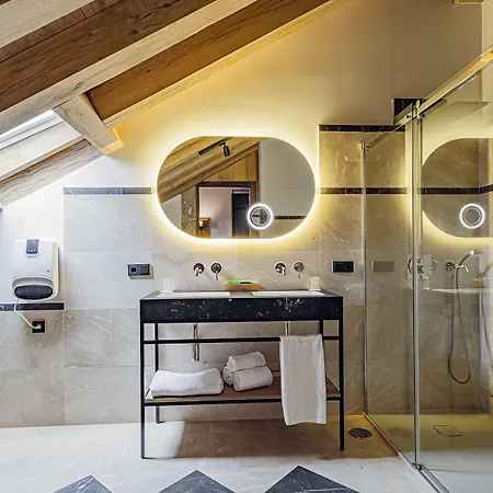 Palacio De Acevedo *